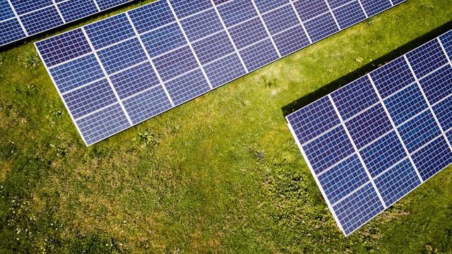 Aerial solar farm